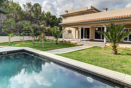 Traumhafter, sehr gepflegter Garten mit Pool der Mallorca Villa
