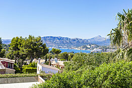 Kernsanierte Mallorca Villa mit Meerblick / Buchtblick