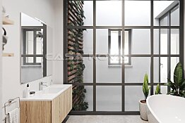 Avantgardisches Badezimmer mit großen Fensterelementen