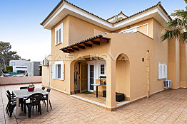 Mallorca Villa mit großzügigen Terrassenflächen